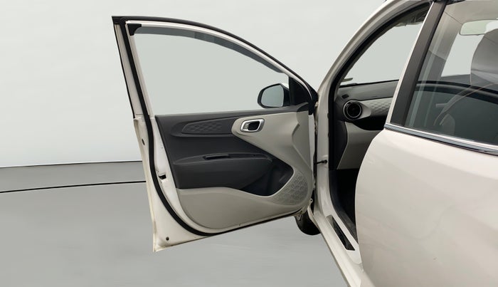 2024 Hyundai GRAND I10 NIOS SPORTZ AMT 1.2 KAPPA VTVT, Petrol, Automatic, 5,127 km, LHS Front Door