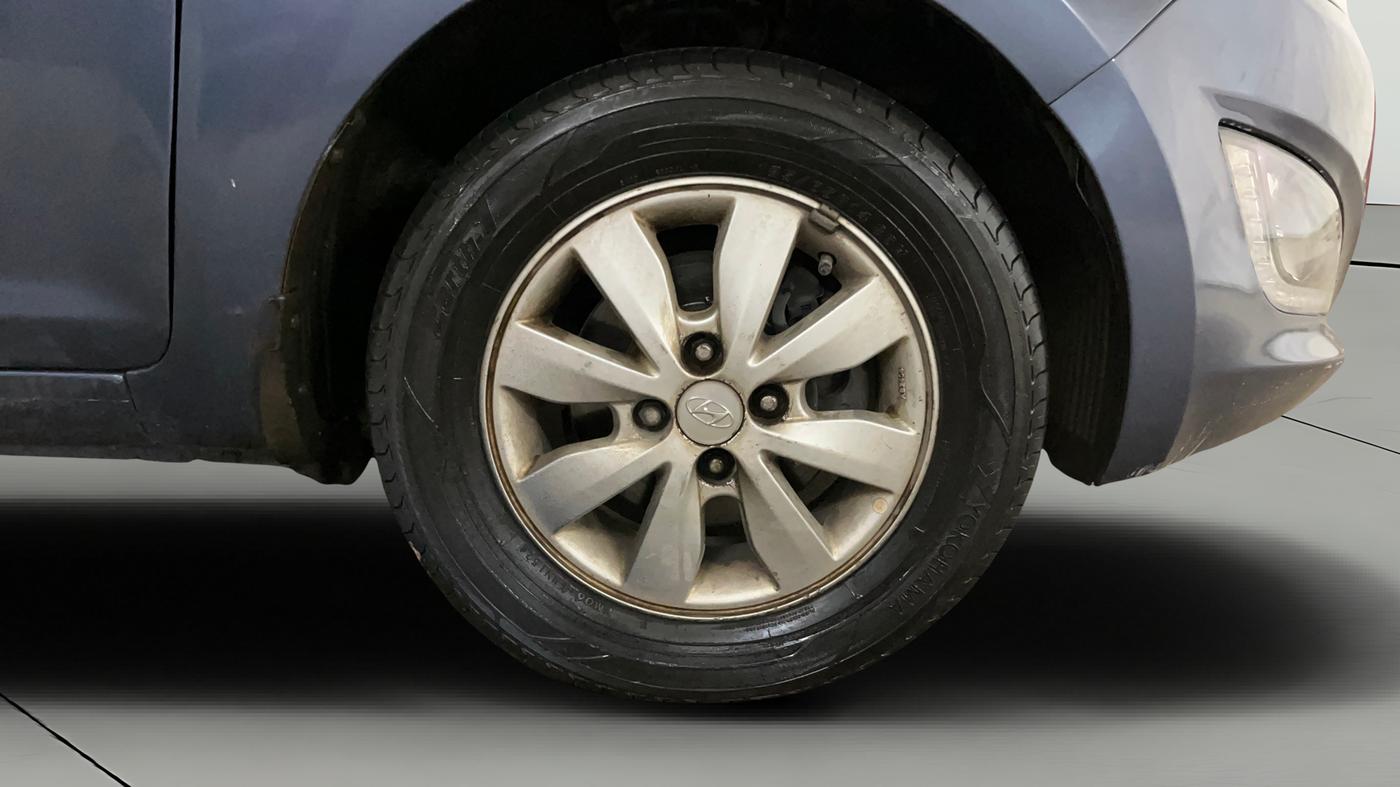 2014 Hyundai i20 SPORTZ 1.2, Petrol, Manual, 45,264 km, Right Front Wheel