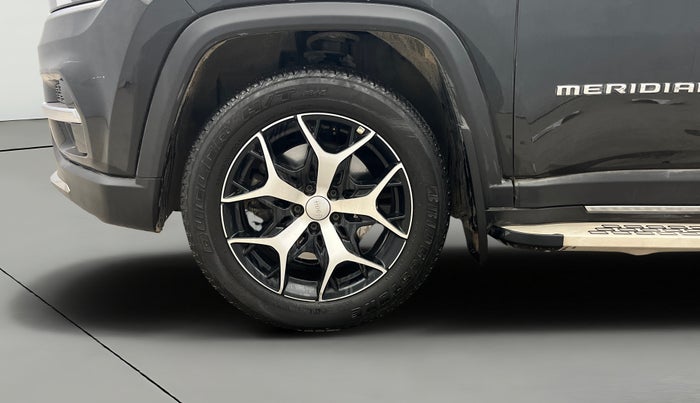 2023 Jeep MERIDIAN LIMITED (O) 4X2 MT, Diesel, Manual, 28,702 km, Left Front Wheel