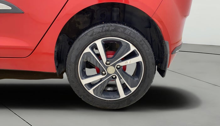 2023 Tata ALTROZ XZ PETROL, Petrol, Manual, 10,965 km, Left Rear Wheel