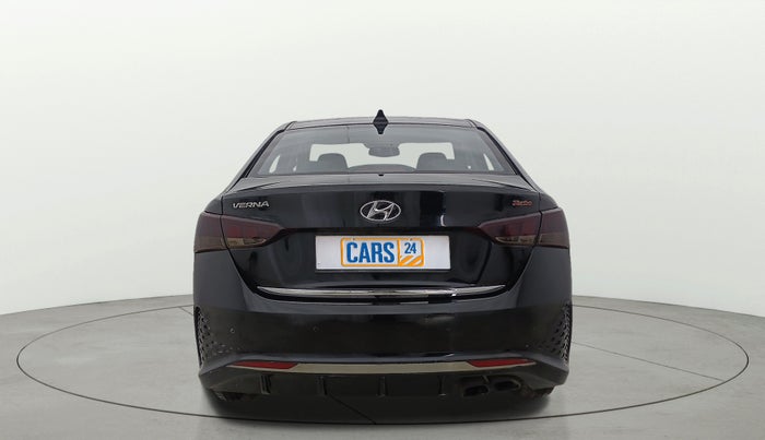 2022 Hyundai Verna SX (O) 1.0 TURBO DCT, Petrol, Automatic, 41,686 km, Back/Rear