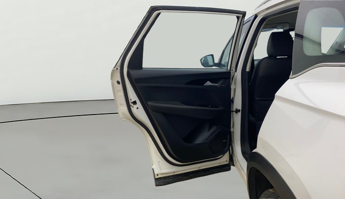 2019 MG HECTOR SMART 1.5 DCT PETROL, CNG, Automatic, 91,563 km, LHS Rear Door