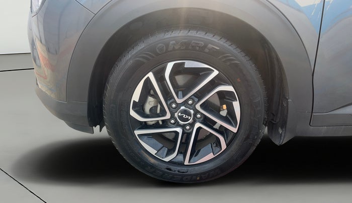 2023 KIA CARENS  PRESTIGE PLUS 1.5 TURBO PETROL DCT 7 STR, Petrol, Automatic, 50,357 km, Left Front Wheel