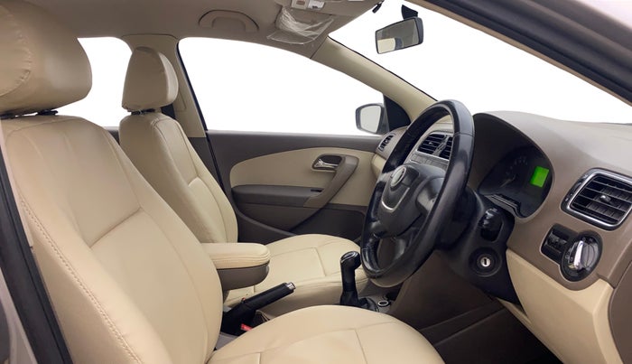 2012 Skoda Rapid ELEGANCE 1.6 TDI CR MT, Diesel, Manual, 72,503 km, Right Side Front Door Cabin