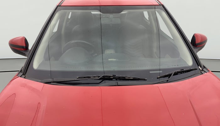 2022 Mahindra XUV300 W6 1.5 DIESEL AMT, Diesel, Automatic, 60,728 km, Front Windshield