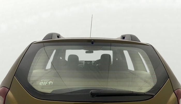 2016 Renault Duster 110 PS RXZ 4X4 MT DIESEL, Diesel, Manual, 1,32,665 km, Rear Windshield