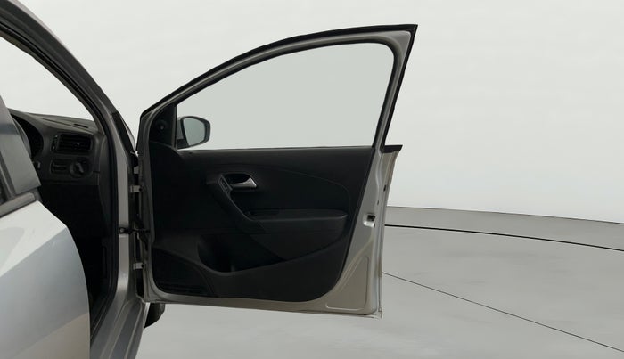 2019 Volkswagen Polo TRENDLINE 1.0L, Petrol, Manual, 22,707 km, RHS Front Door