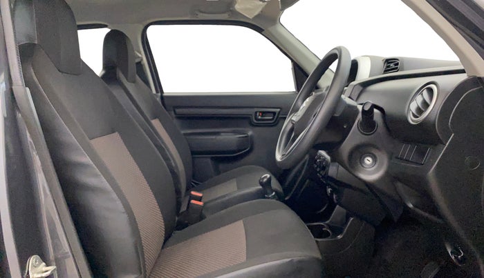 2021 Maruti S PRESSO VXI+, Petrol, Manual, 40,868 km, Right Side Front Door Cabin