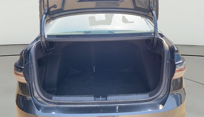 2023 Volkswagen VIRTUS TOPLINE TSI 1.0 MT, Petrol, Manual, 50,814 km, Boot Open Zoomed View