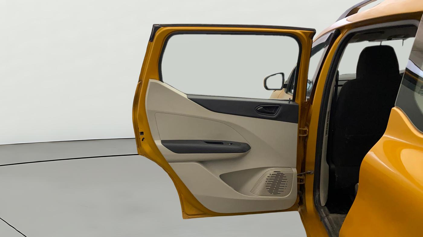2019 Renault TRIBER RXT, CNG, Manual, 61,353 km, LHS Rear Door