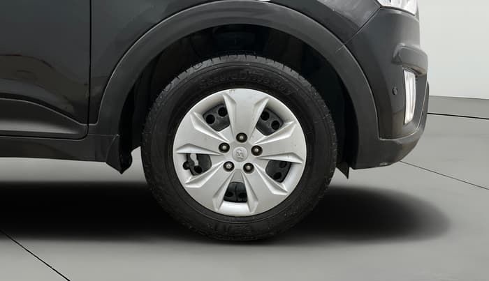 2017 Hyundai Creta E PLUS 1.6 PETROL, Petrol, Manual, 36,843 km, Right Front Wheel