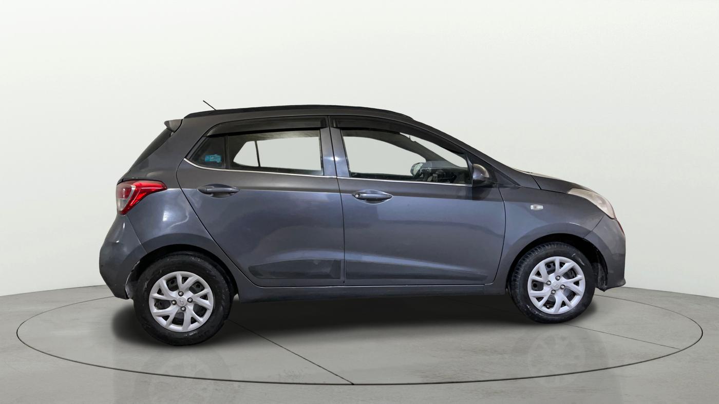 2017 Hyundai Grand i10 MAGNA 1.2 KAPPA VTVT, Petrol, Manual, 32,374 km, Right Side View
