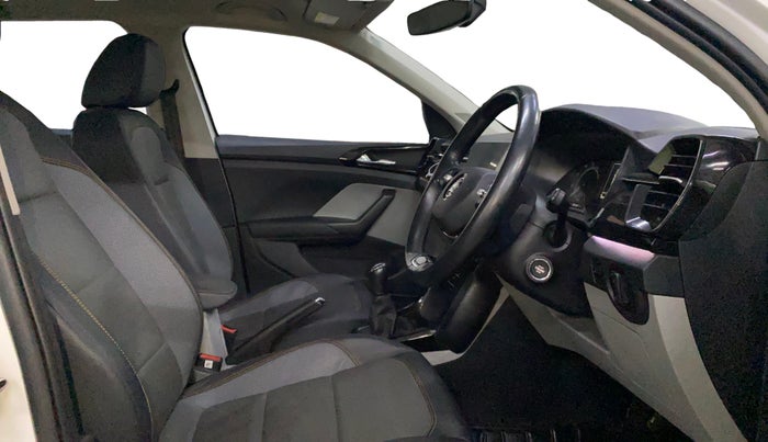 2022 Skoda KUSHAQ STYLE 1.0L TSI AT, Petrol, Automatic, 19,005 km, Right Side Front Door Cabin