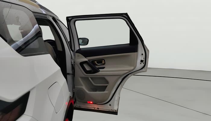 2022 Tata Safari XZA PLUS GOLD, Diesel, Automatic, 43,702 km, RHS Rear Door