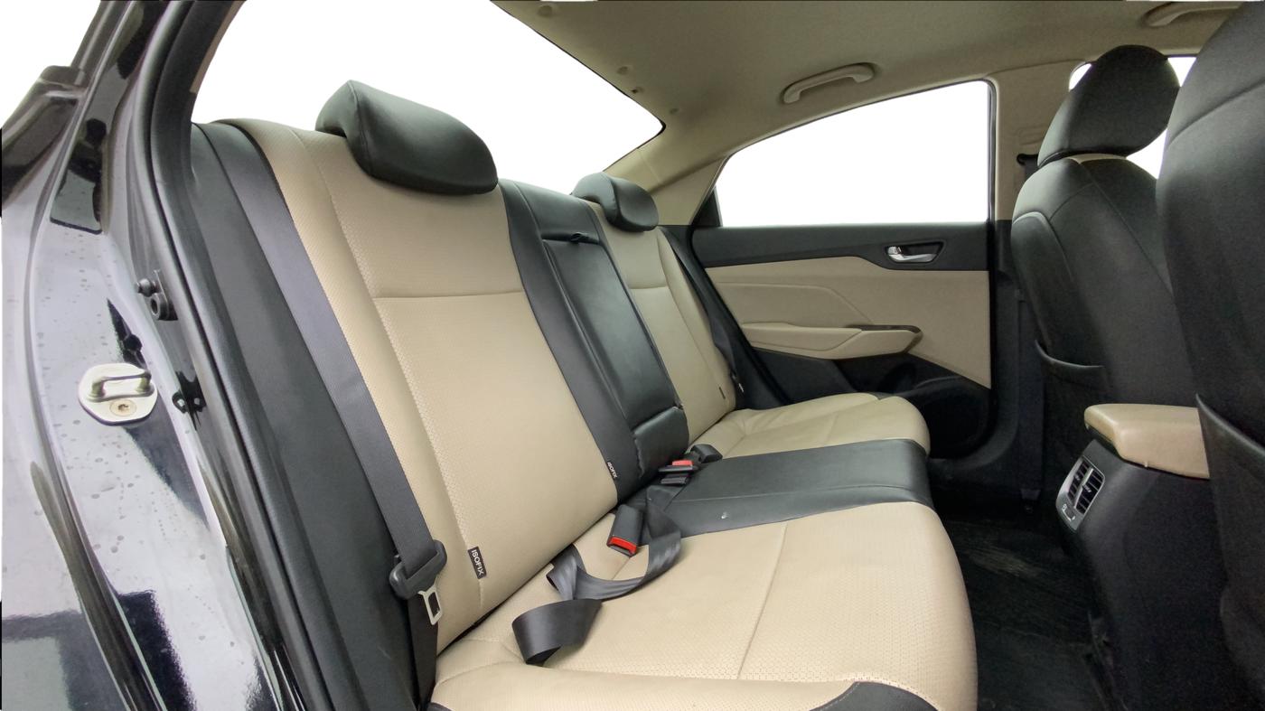 2021 Hyundai Verna SX (O)1.5 VTVT, Petrol, Manual, 18,465 km, Right Side Rear Door Cabin