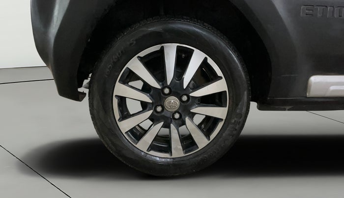 2014 Toyota Etios CROSS 1.2 G, Petrol, Manual, 63,797 km, Right Rear Wheel
