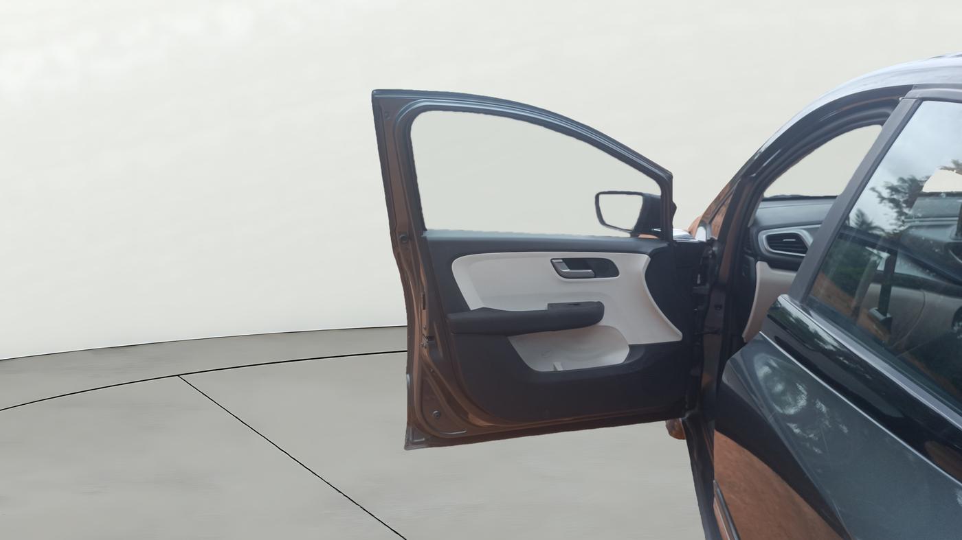 2023 Tata ALTROZ XZ Plus Sunroof i-Turbo , Petrol, Manual, 45,516 km, LHS Front Door