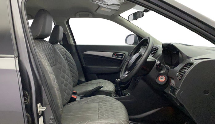 2017 Maruti Vitara Brezza ZDI, Diesel, Manual, 55,359 km, Right Side Front Door Cabin