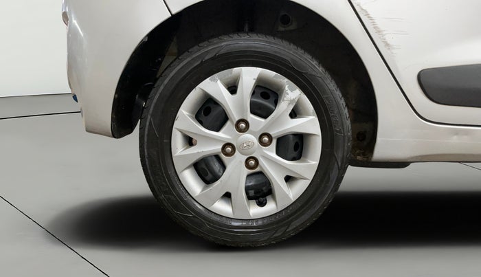 2015 Hyundai Grand i10 SPORTZ 1.2 KAPPA VTVT, Petrol, Manual, 63,362 km, Right Rear Wheel