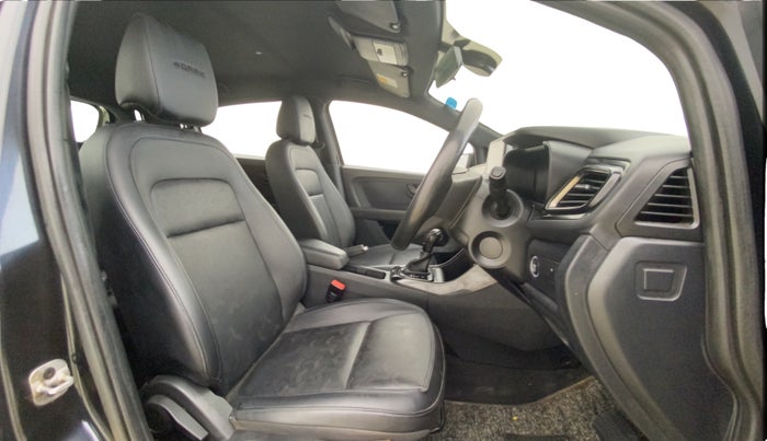 2022 Tata ALTROZ XZA PLUS DARK EDTION, Petrol, Automatic, 76,384 km, Right Side Front Door Cabin