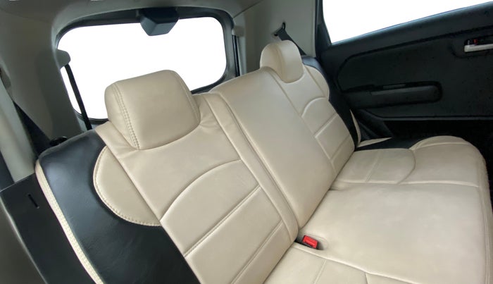 2020 Maruti New Wagon-R VXI 1.2, Petrol, Manual, 77,380 km, Right Side Rear Door Cabin