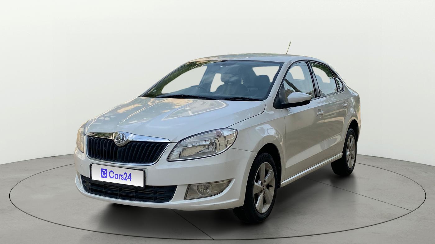 2015 Skoda Rapid AMBITION 1.5 TDI, Diesel, Manual, 80,270 km, Left Front Diagonal