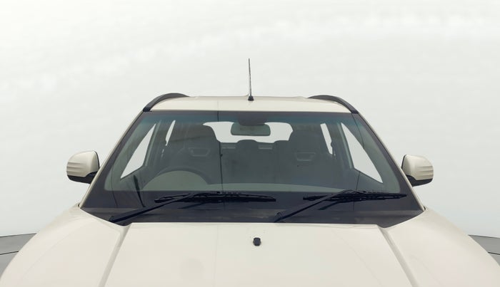 2016 Mahindra Kuv100 K6 PLUS 6 STR, Petrol, Manual, 37,851 km, Front Windshield