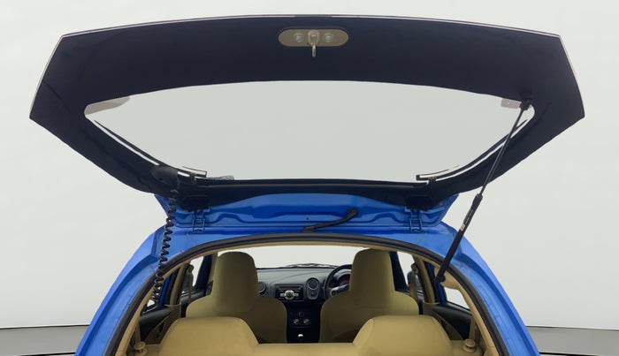 2014 Honda Brio VX MT, Petrol, Manual, 22,860 km, Boot Door Open