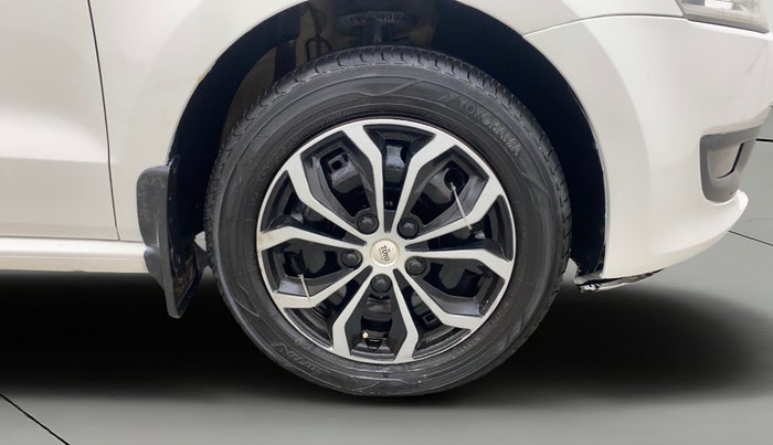 2014 Volkswagen Polo COMFORTLINE 1.2L PETROL, Petrol, Manual, 59,971 km, Right Front Wheel