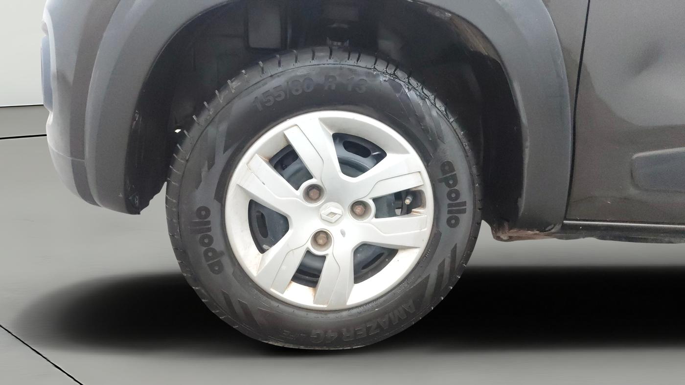 2015 Renault Kwid RXT 0.8, Petrol, Manual, 26,345 km, Left Front Wheel