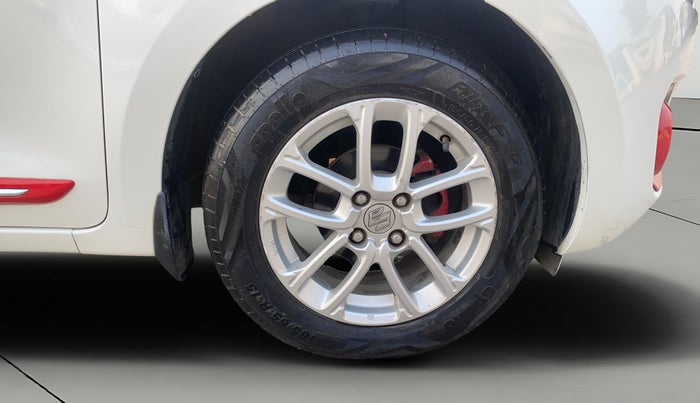2018 Maruti Swift ZXI AMT, Petrol, Automatic, 98,789 km, Right Front Wheel