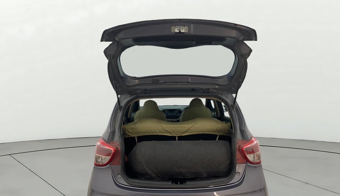 2017 Hyundai Grand i10 SPORTZ 1.2 KAPPA VTVT, CNG, Manual, 85,456 km, Boot Door Open