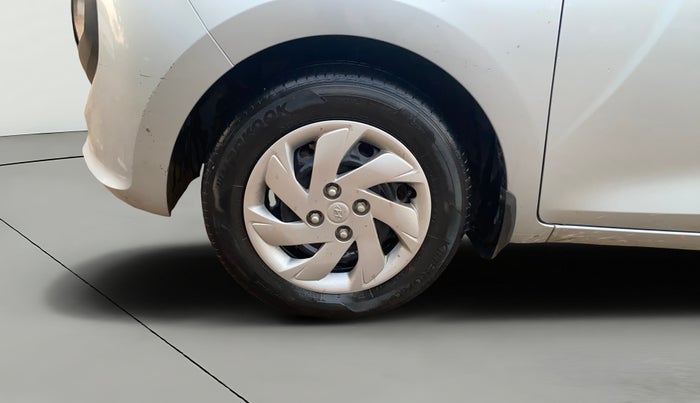 2019 Hyundai NEW SANTRO SPORTZ AMT, CNG, Automatic, 52,356 km, Left Front Wheel