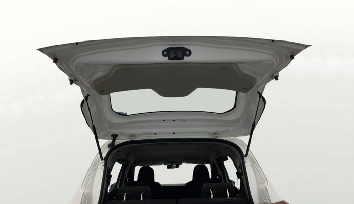 2023 Renault TRIBER RXT, Petrol, Manual, 9,279 km, Boot Door Open