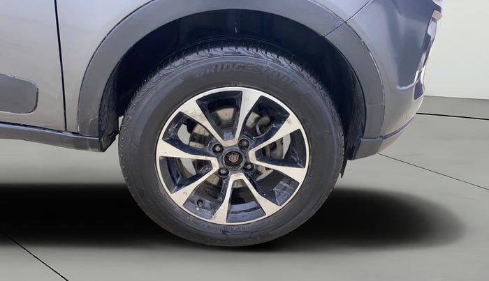 2020 Tata NEXON XZ PLUS (O) PETROL, Petrol, Manual, 86,350 km, Right Front Wheel