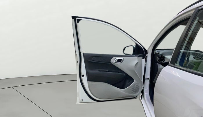 2023 Hyundai GRAND I10 NIOS ASTA 1.2 KAPPA VTVT, Petrol, Manual, 7,978 km, LHS Front Door