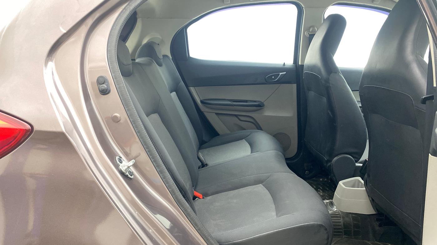 2017 Tata Tiago XM PETROL, Petrol, Manual, 1,07,041 km, Right Side Rear Door Cabin