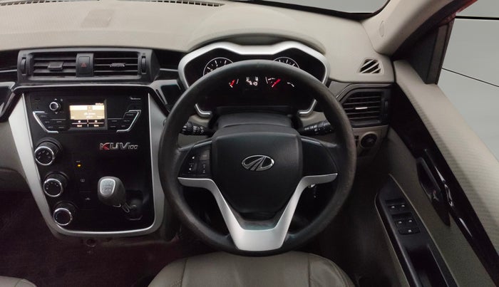 2017 Mahindra Kuv100 K8 6 STR, Petrol, Manual, 76,124 km, Steering Wheel Close Up