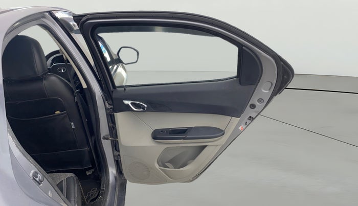 2019 Tata Tiago XZA PETROL, Petrol, Automatic, 1,35,342 km, RHS Rear Door