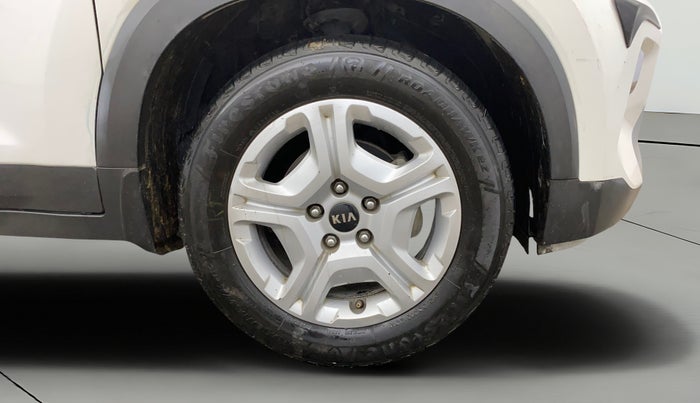 2021 KIA SONET HTK PLUS 1.5 AT, Diesel, Automatic, 83,619 km, Right Front Wheel