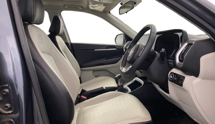 2023 KIA SONET HTX 1.0 TURBO PETROL IMT, Petrol, Manual, 21,705 km, Right Side Front Door Cabin