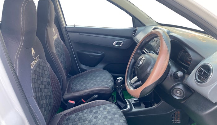 2018 Renault Kwid RXT 1.0 (O), Petrol, Manual, 27,015 km, Right Side Front Door Cabin