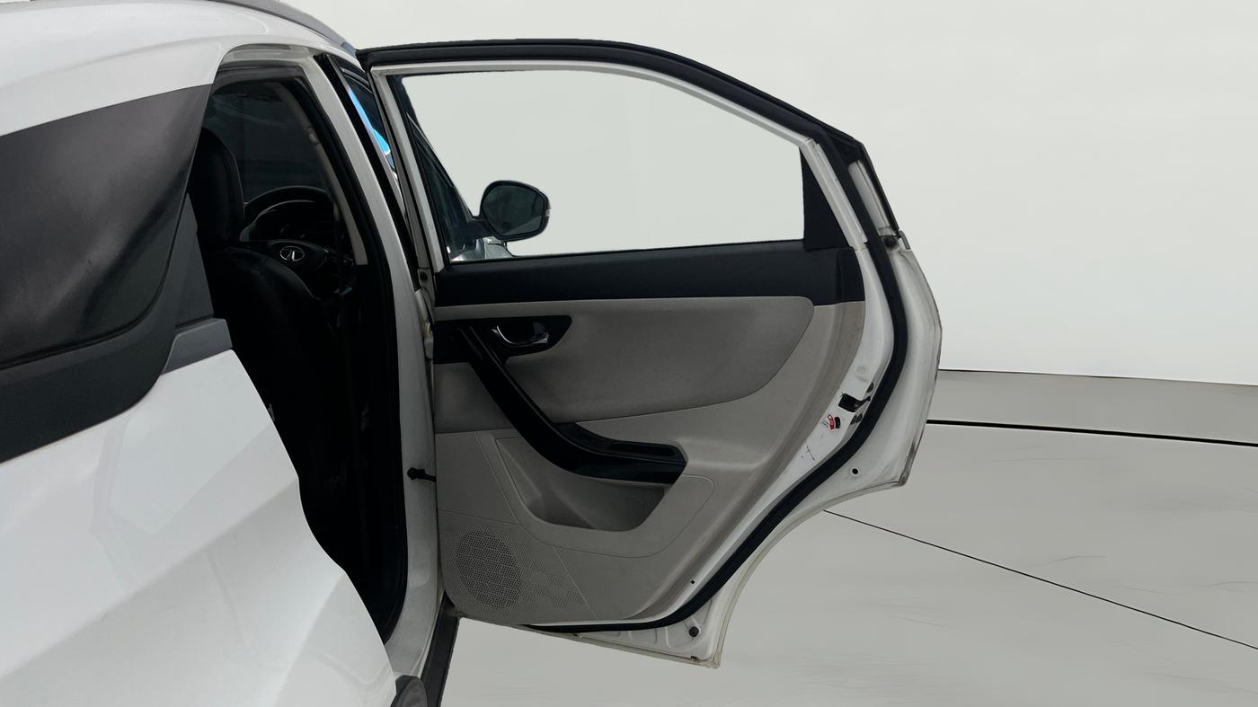 2020 Tata NEXON XZA PLUS PETROL, Petrol, Automatic, 73,067 km, RHS Rear Door