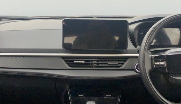 2023 Tata NEXON FEARLESS DUAL TONE 1.2 PETROL, Petrol, Manual, 3,335 km, Air Conditioner