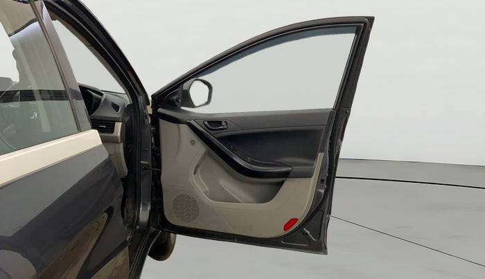 2019 Tata NEXON XMA PETROL, Petrol, Automatic, 47,239 km, RHS Front Door