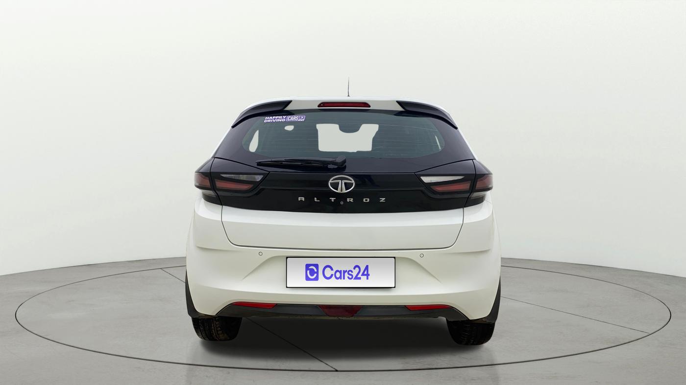 2020 Tata ALTROZ XZ DIESEL, Diesel, Manual, 1,43,911 km, Back/Rear