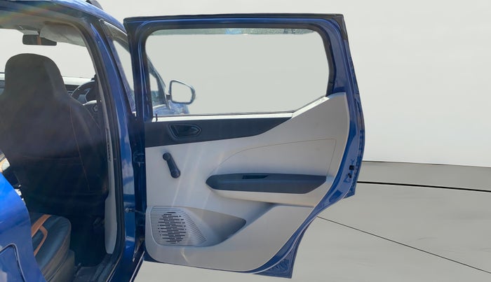 2019 Renault TRIBER RXL MT, Petrol, Manual, 67,334 km, RHS Rear Door