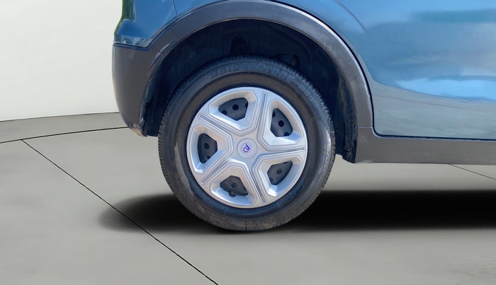 2021 Mahindra XUV300 W6 1.5 Diesel, Diesel, Manual, 68,068 km, Right Rear Wheel