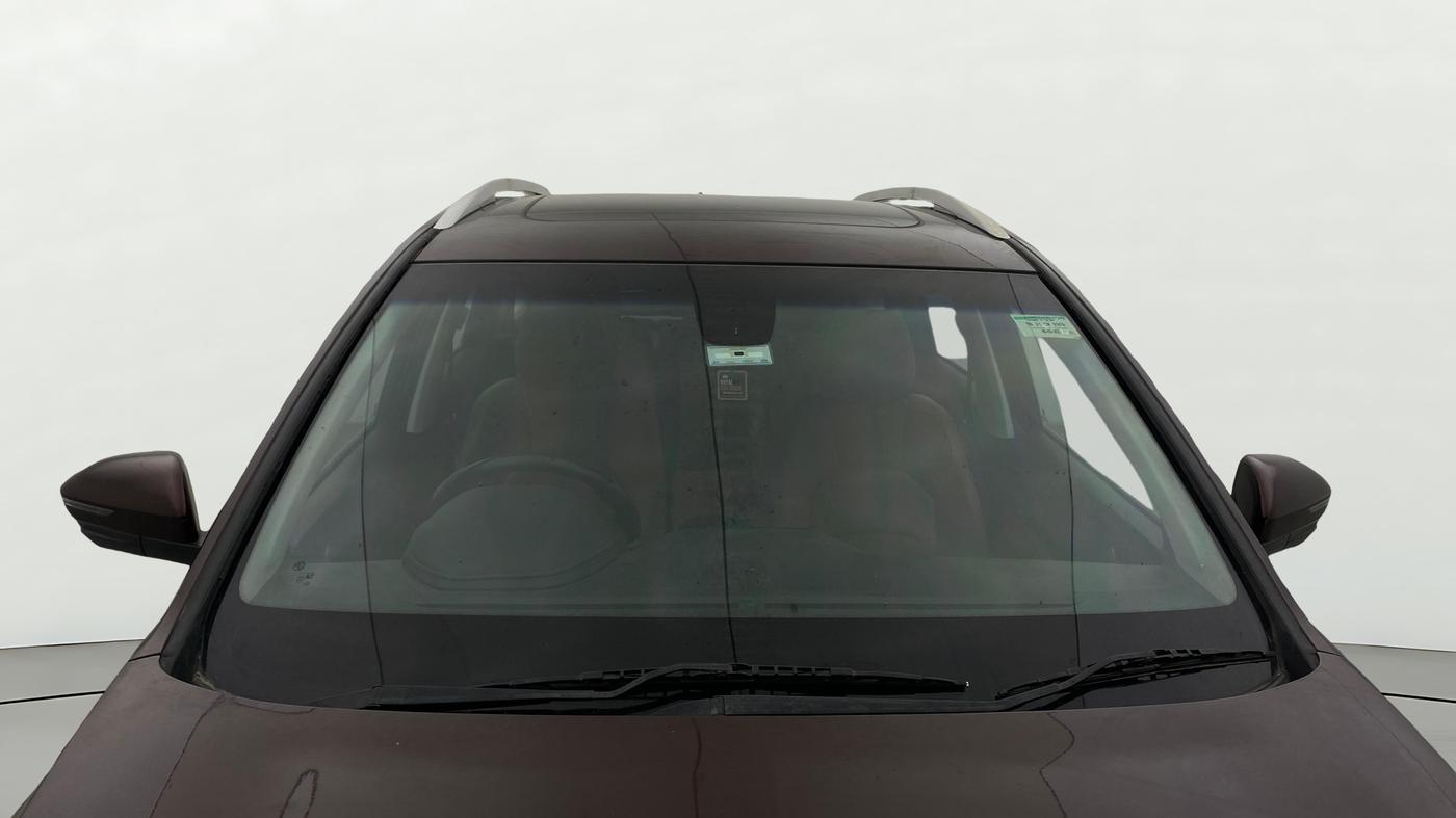 2021 MG HECTOR PLUS SHARP 2.0 DIESEL TURBO MT 6-STR, Diesel, Manual, 1,00,349 km, Front Windshield