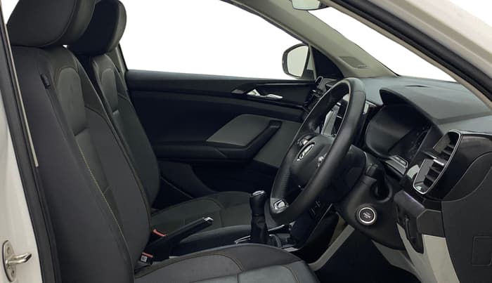 2021 Skoda KUSHAQ STYLE 1.0L TSI MT, Petrol, Manual, 18,094 km, Right Side Front Door Cabin